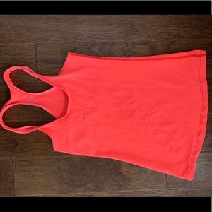 Lulu lemon top size 4
